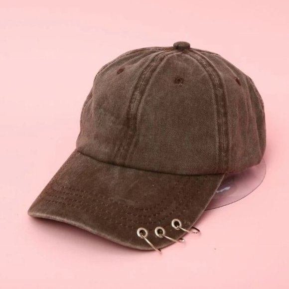 Other - SOLD OUT ❤️HOST PICK❤️ - 3-Ring Cap